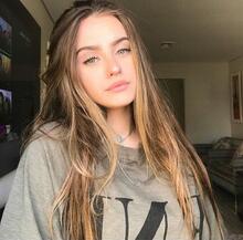 Lara  Watson  picture
